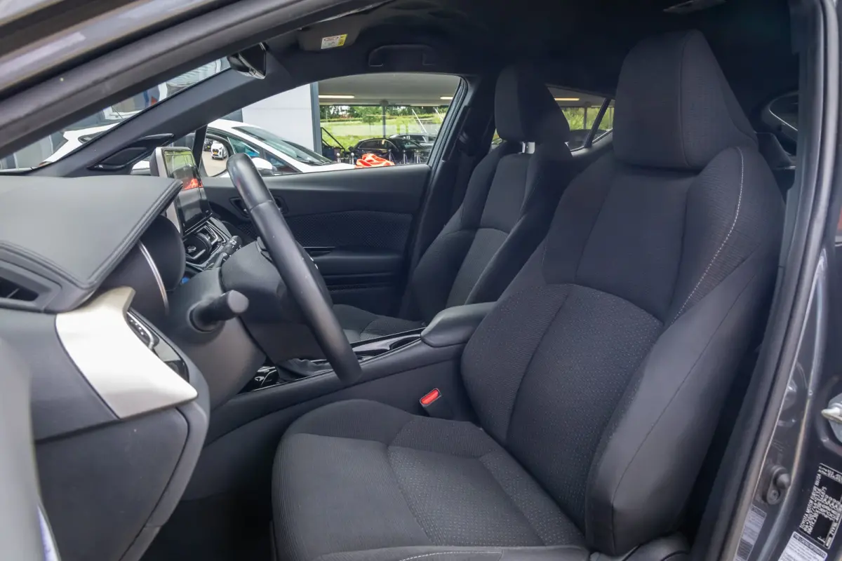 1.8 Hybrid Style Ultimate | Achteruitrijcamera | Dodehoek detectie | Cruise control adaptief | Keyless entry/Start | Full LED | Trekhaak | Achteruitrijcamera | Cruise control adaptief | Dode