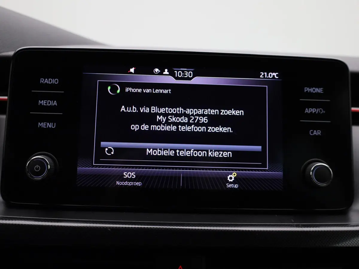 1.0 TSI Sport Business | Automaat | Elek. Trekhaak | Apple Carplay / Android Auto | Lichtmetalen Velgen | Sportstoelen |