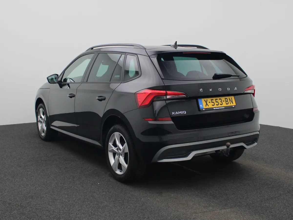 1.0 TSI Sport Business | Automaat | Elek. Trekhaak | Apple Carplay / Android Auto | Lichtmetalen Velgen | Sportstoelen |