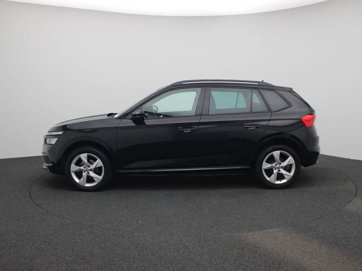1.0 TSI Sport Business | Automaat | Elek. Trekhaak | Apple Carplay / Android Auto | Lichtmetalen Velgen | Sportstoelen |