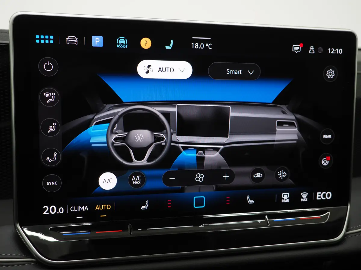 1.5 eHybrid 204PK | Leder/Alcantara | Massage | Trekhaak | HUD | Camera | Adaptive Cruise | Sfeerlicht | Carplay