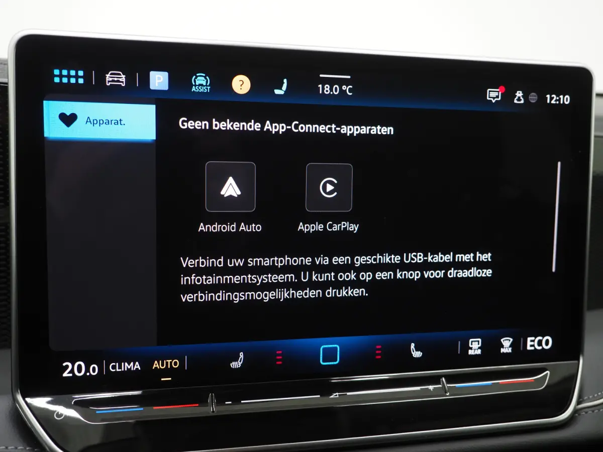 1.5 eHybrid 204PK | Leder/Alcantara | Massage | Trekhaak | HUD | Camera | Adaptive Cruise | Sfeerlicht | Carplay