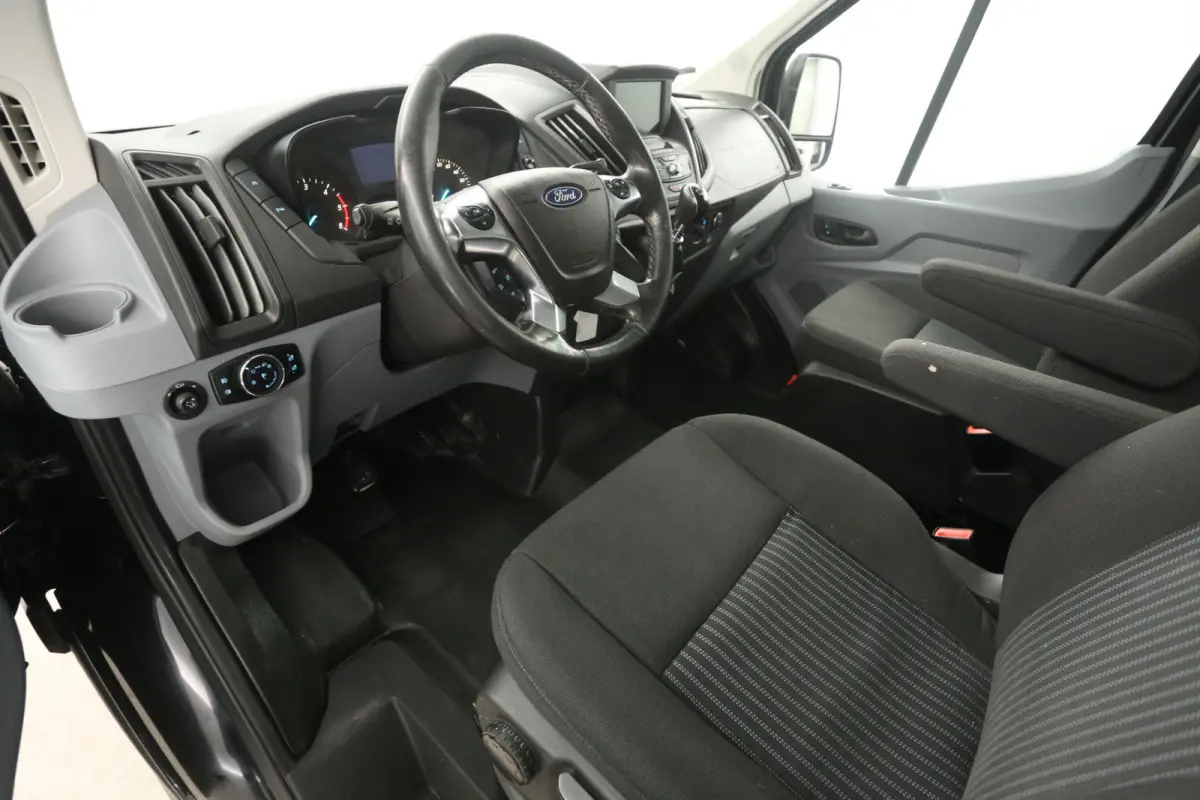 2.0 TDCI L2H2 | Airco | Cruise | Camera | 3 Zits | Trekhaak | Carplay | Navi