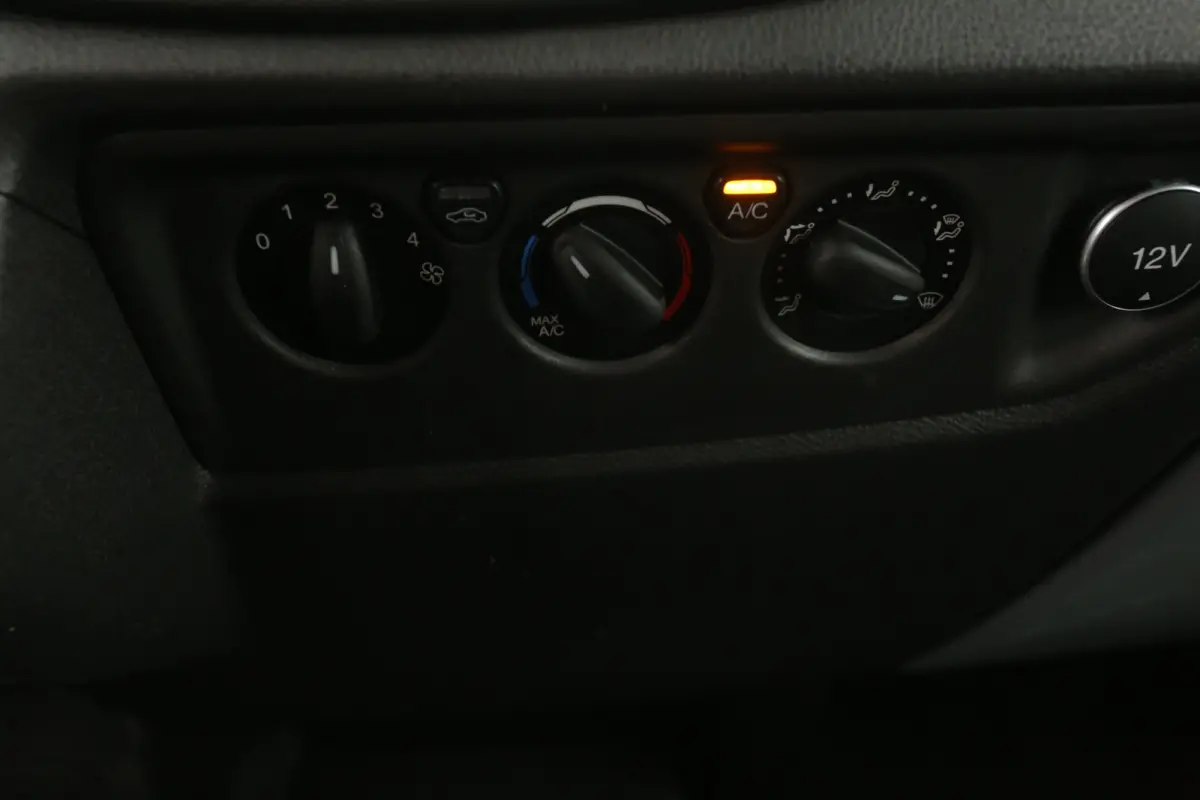 2.0 TDCI L2H2 | Airco | Cruise | Camera | 3 Zits | Trekhaak | Carplay | Navi
