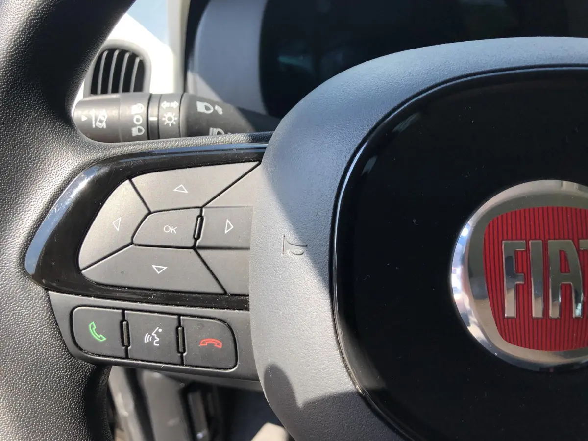 1.0 Hybrid Pandina AIRCO|APPLE/ANDROID|PDC|DAB|CRUISE CONTROL