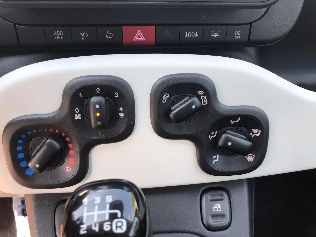 1.0 Hybrid Pandina AIRCO|APPLE/ANDROID|PDC|DAB|CRUISE CONTROL