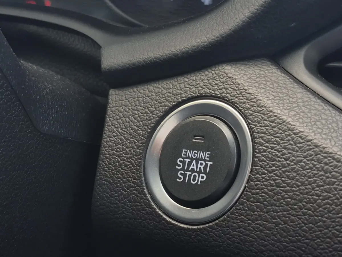 1.0 T-GDI Comfort Stoel + Stuurverwarming | Camera | Parkeersensoren | Full map navigatie | Carplay/android auto |
