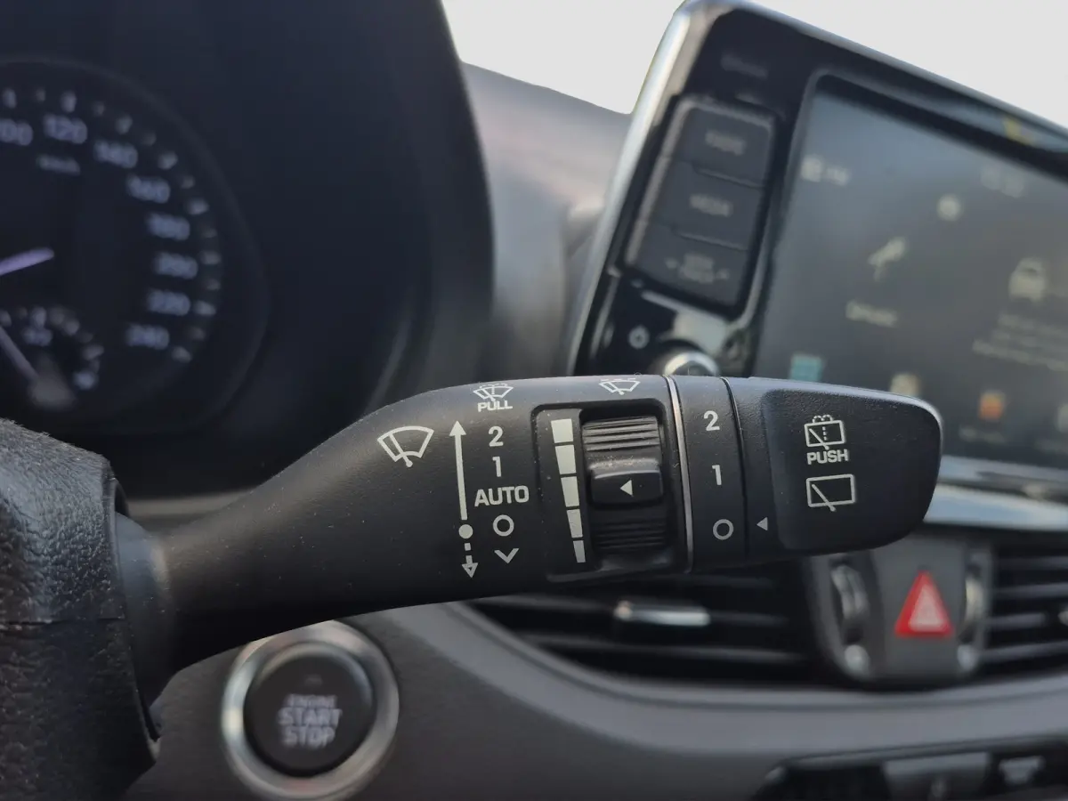 1.0 T-GDI Comfort Stoel + Stuurverwarming | Camera | Parkeersensoren | Full map navigatie | Carplay/android auto |