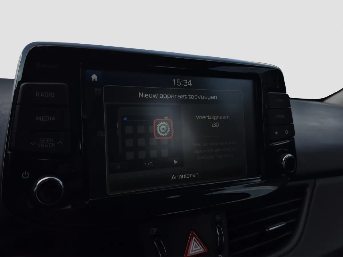 1.0 T-GDI Comfort Stoel + Stuurverwarming | Camera | Parkeersensoren | Full map navigatie | Carplay/android auto |