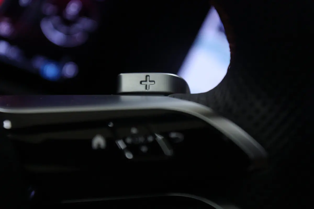 250 e AMG Line PANO/360CAM/HUD/ACC/BLINDSPOT/KEYLESS/VOL