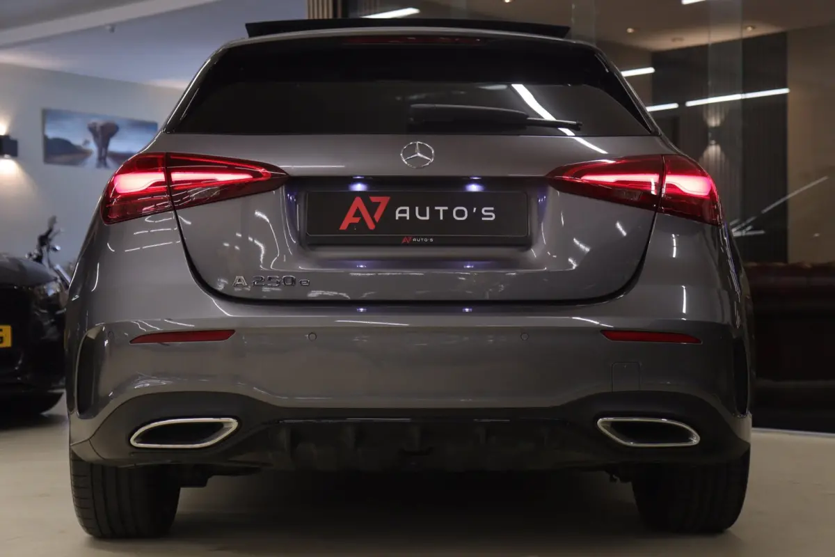 250 e AMG Line PANO/360CAM/HUD/ACC/BLINDSPOT/KEYLESS/VOL