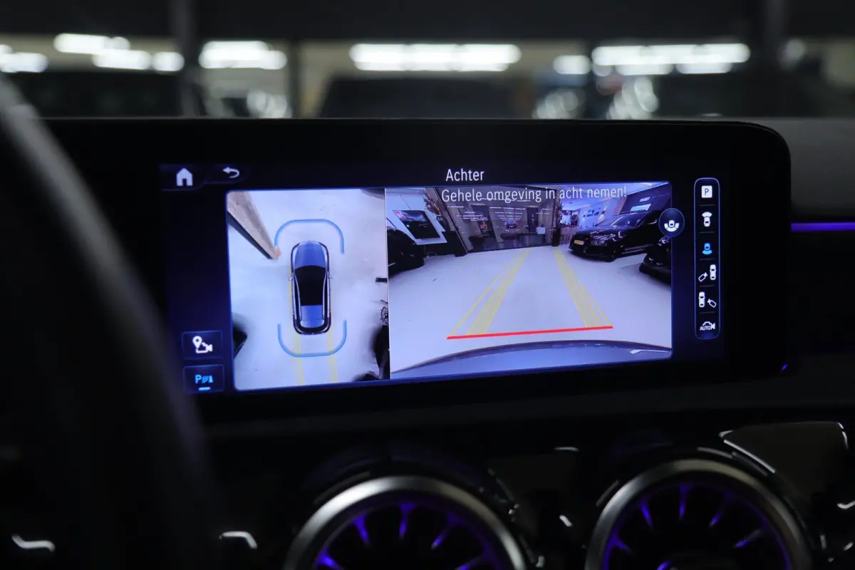 250 e AMG Line PANO/360CAM/HUD/ACC/BLINDSPOT/KEYLESS/VOL