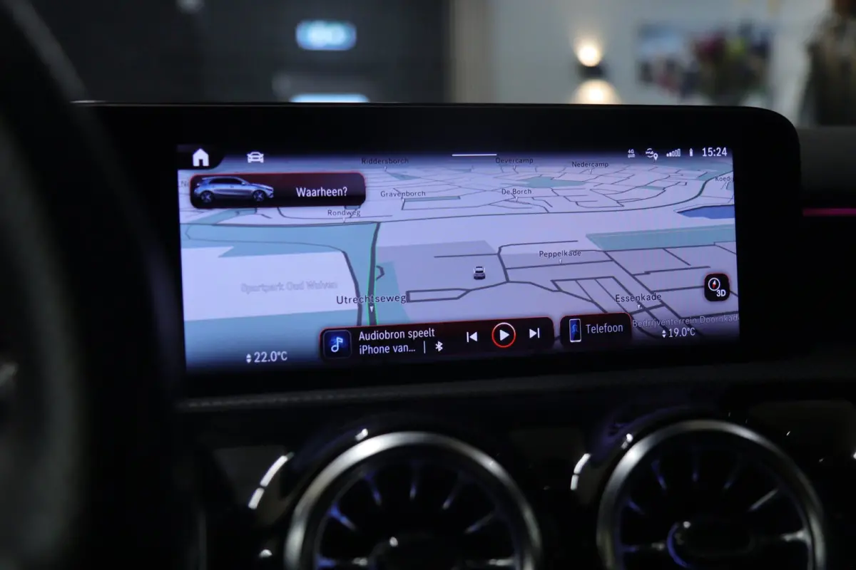 250 e AMG Line PANO/360CAM/HUD/ACC/BLINDSPOT/KEYLESS/VOL