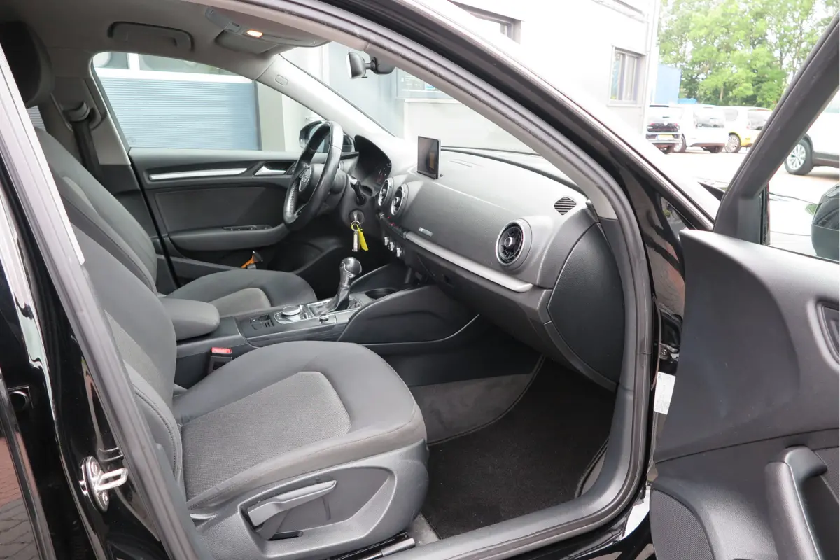 1.4 TFSI CoD 110kw 150PK S-tronic Xenon ,Trekhaak , LMV, Stuurwiel multifunctioneel, etc. APK tot 05-2027
