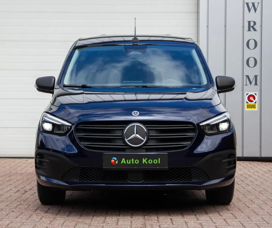 L1 Pro 51 kWh 11.000KM. MBUX / CARPLAY