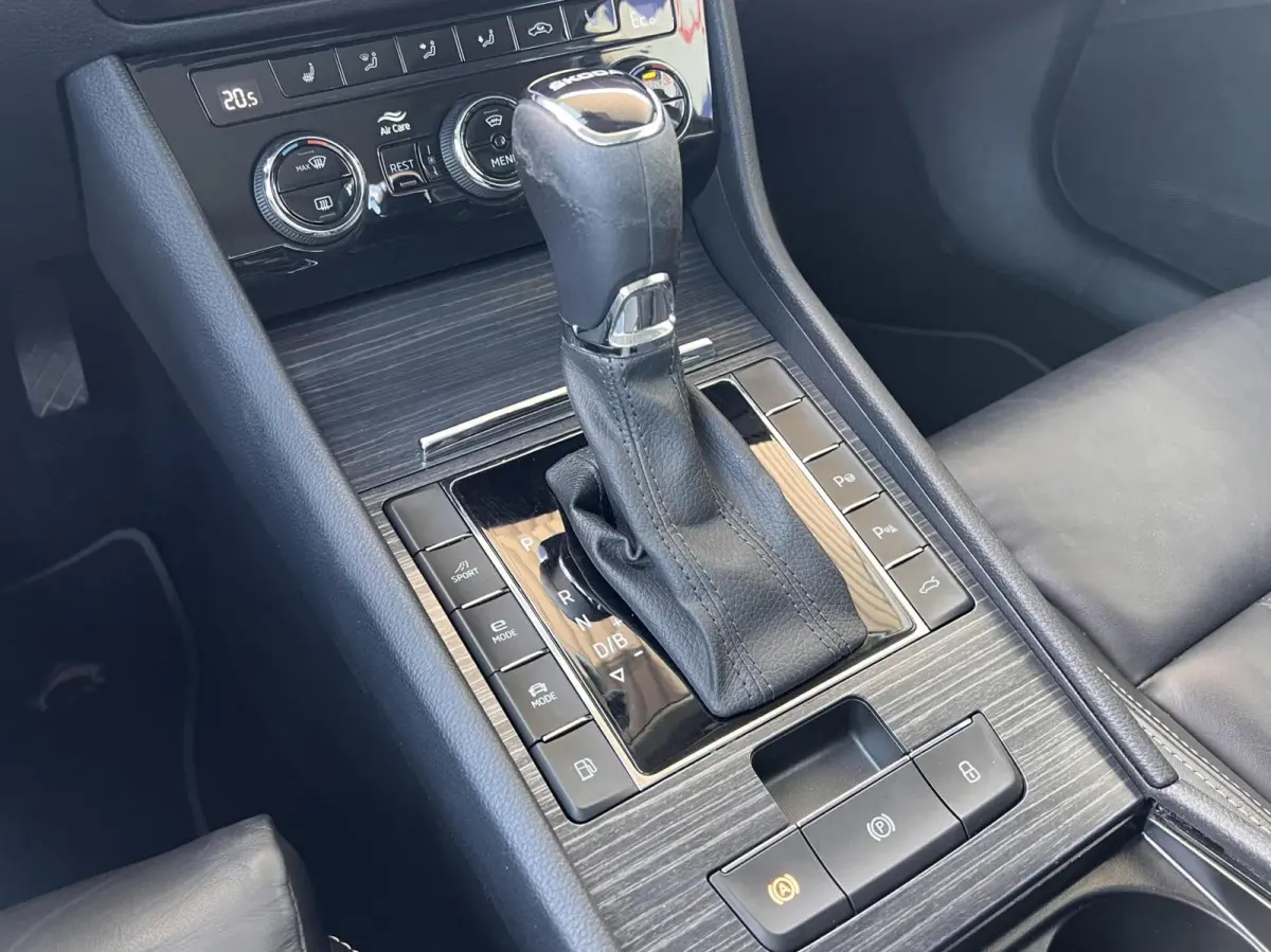 1.4 TSI iV PHEV Business Ed. Plus Automaat