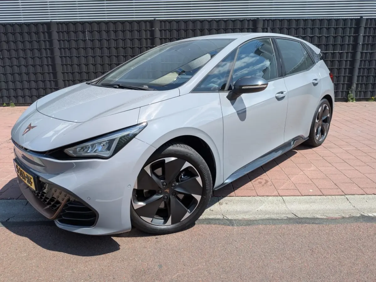 Business 62 kWh
