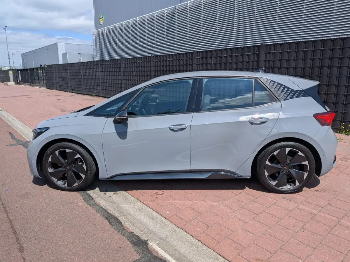 Business 62 kWh