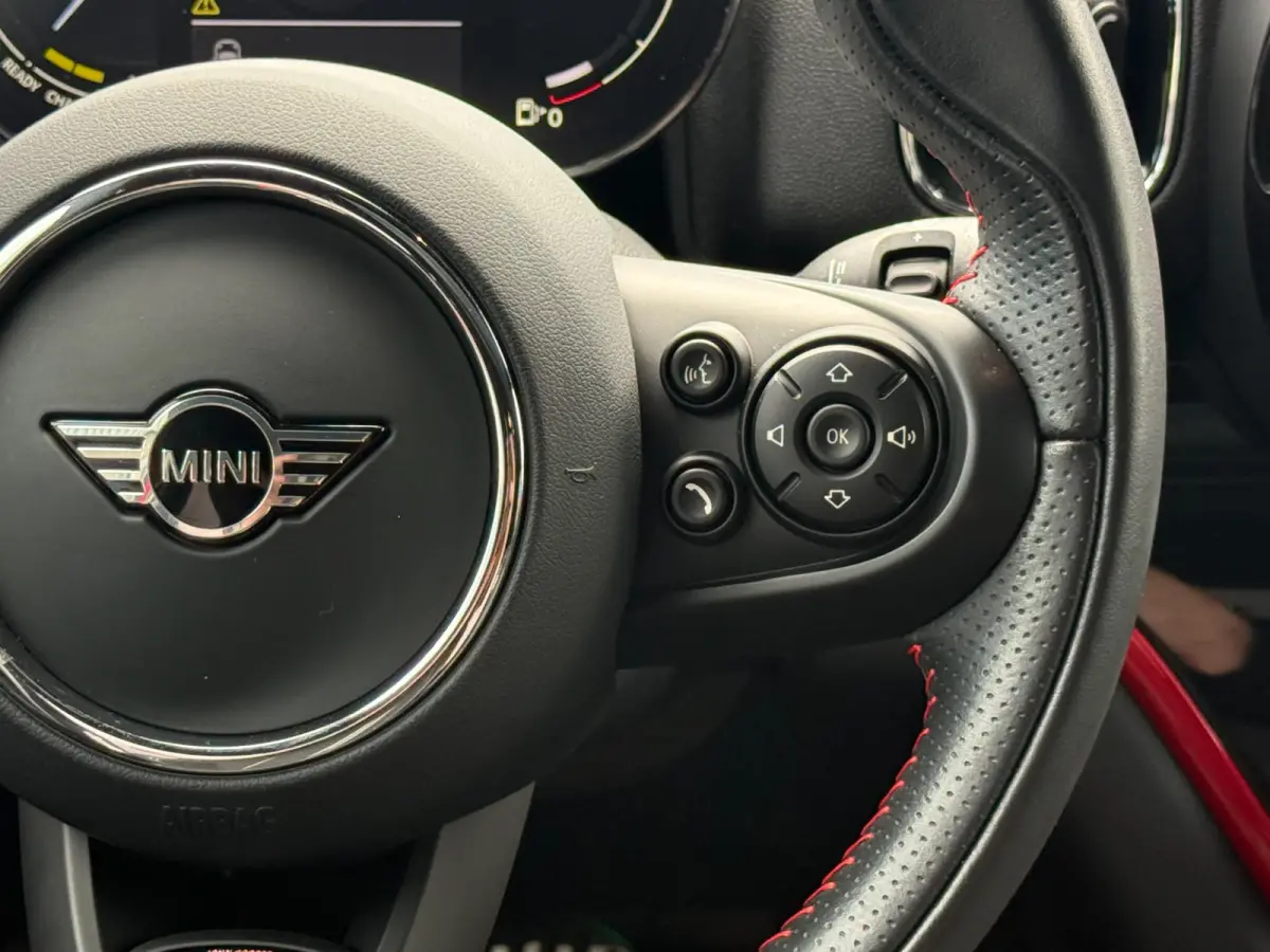 1.5 Cooper ALL4 | 2E EIGENAAR | 12MND GARANTIE | PANO | LED | AUTOMAAT | CARPLAY | DAB | NAVI | SFEER | CRUISE