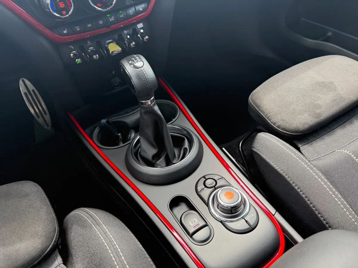 1.5 Cooper ALL4 | 2E EIGENAAR | 12MND GARANTIE | PANO | LED | AUTOMAAT | CARPLAY | DAB | NAVI | SFEER | CRUISE