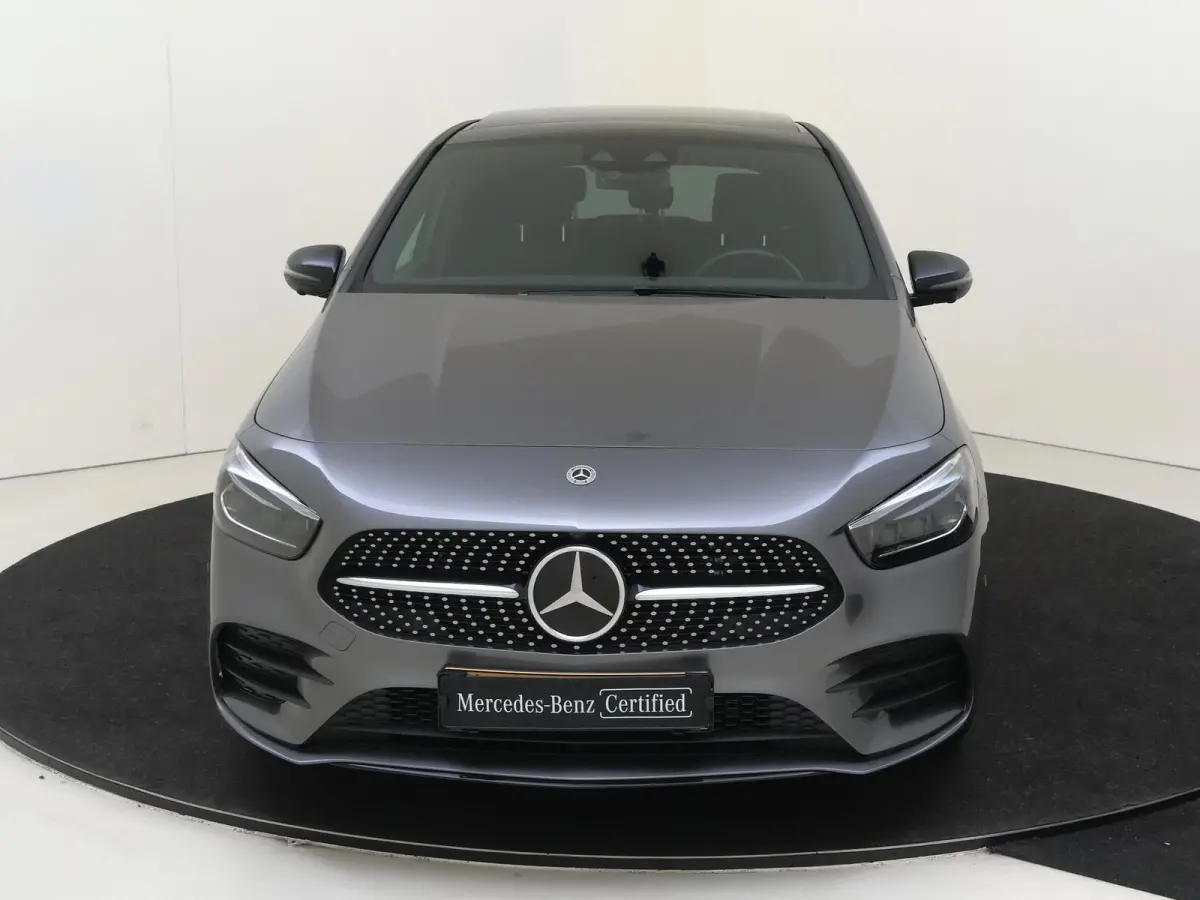 250e Business Solution AMG-Line / Panaroma-dak / Night-Pakket / 360Graden-Camera / Trekhaak /