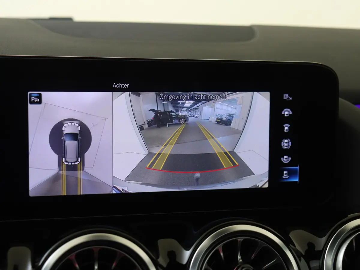 250e Business Solution AMG-Line / Panaroma-dak / Night-Pakket / 360Graden-Camera / Trekhaak /