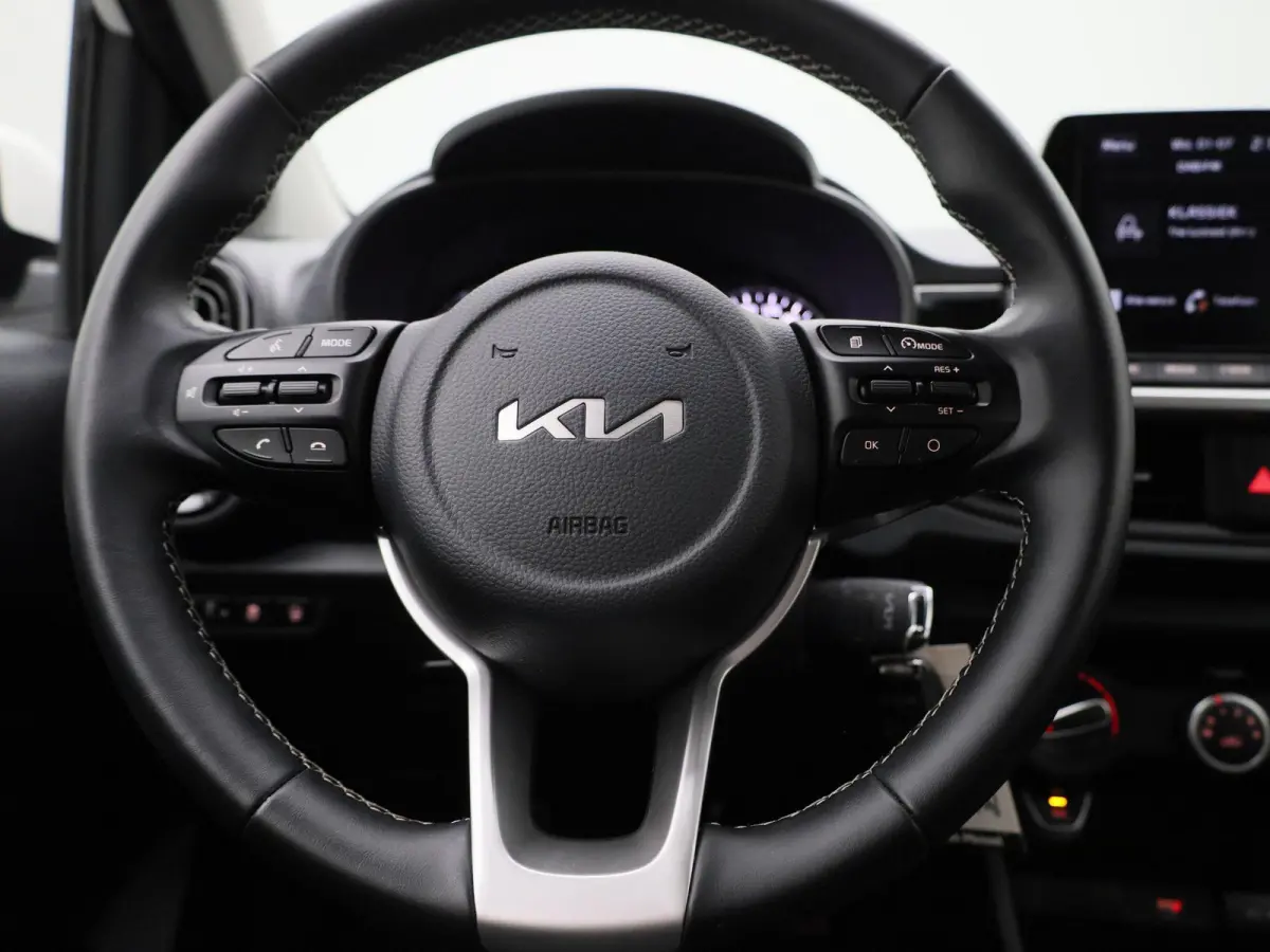 1.0 DPi DynamicLine | Apple Carplay / Android Auto | Lichtmetalen Velgen | Camera |