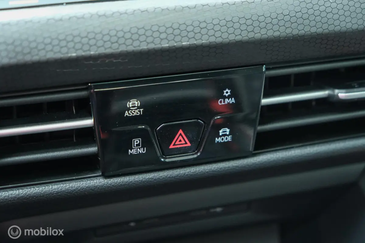 2.0 TSI GTI | Virtual | Harman Kardon | Schuifdak | IQ LEd | ACC | HUD | Memory | Stoelverwarming en ventilatie | Camera | Trekhaak | Stuurwielverw. | VOL!