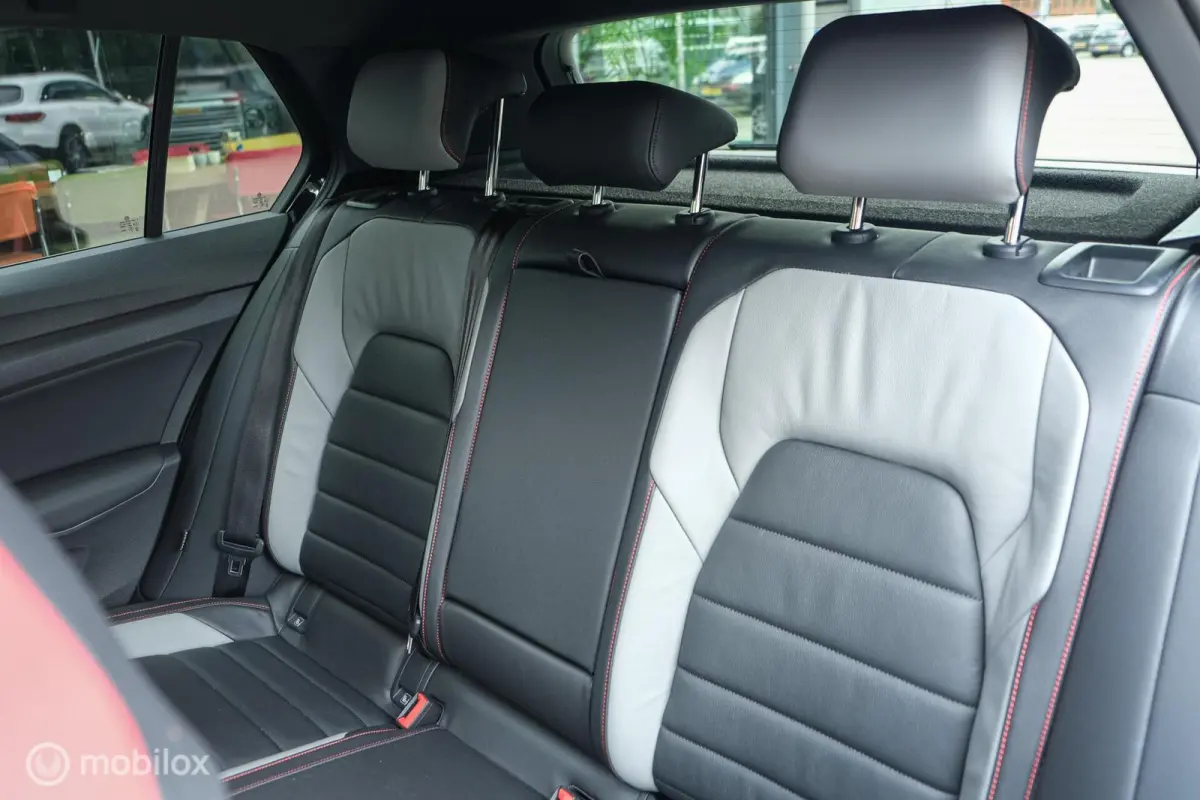 2.0 TSI GTI | Virtual | Harman Kardon | Schuifdak | IQ LEd | ACC | HUD | Memory | Stoelverwarming en ventilatie | Camera | Trekhaak | Stuurwielverw. | VOL!
