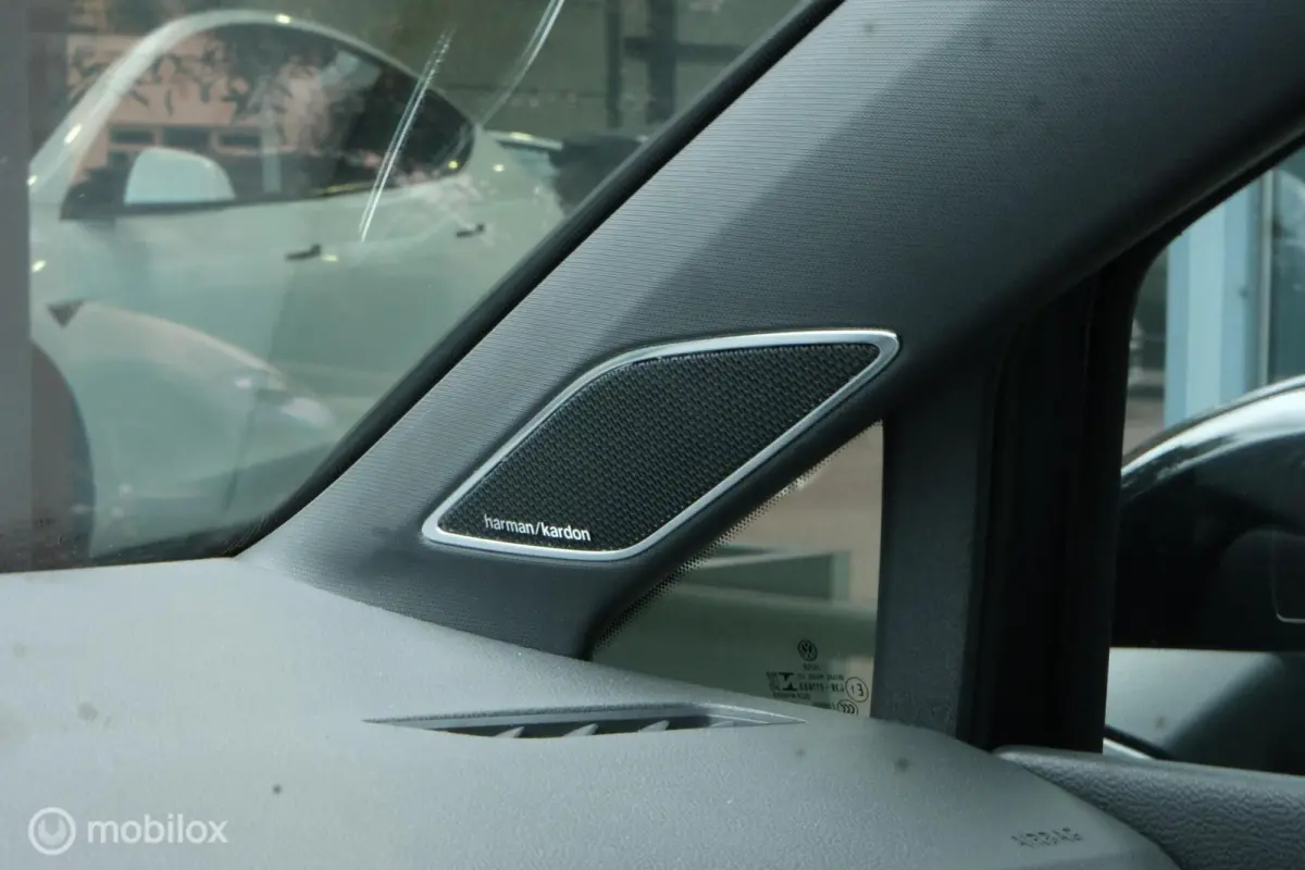2.0 TSI GTI | Virtual | Harman Kardon | Schuifdak | IQ LEd | ACC | HUD | Memory | Stoelverwarming en ventilatie | Camera | Trekhaak | Stuurwielverw. | VOL!