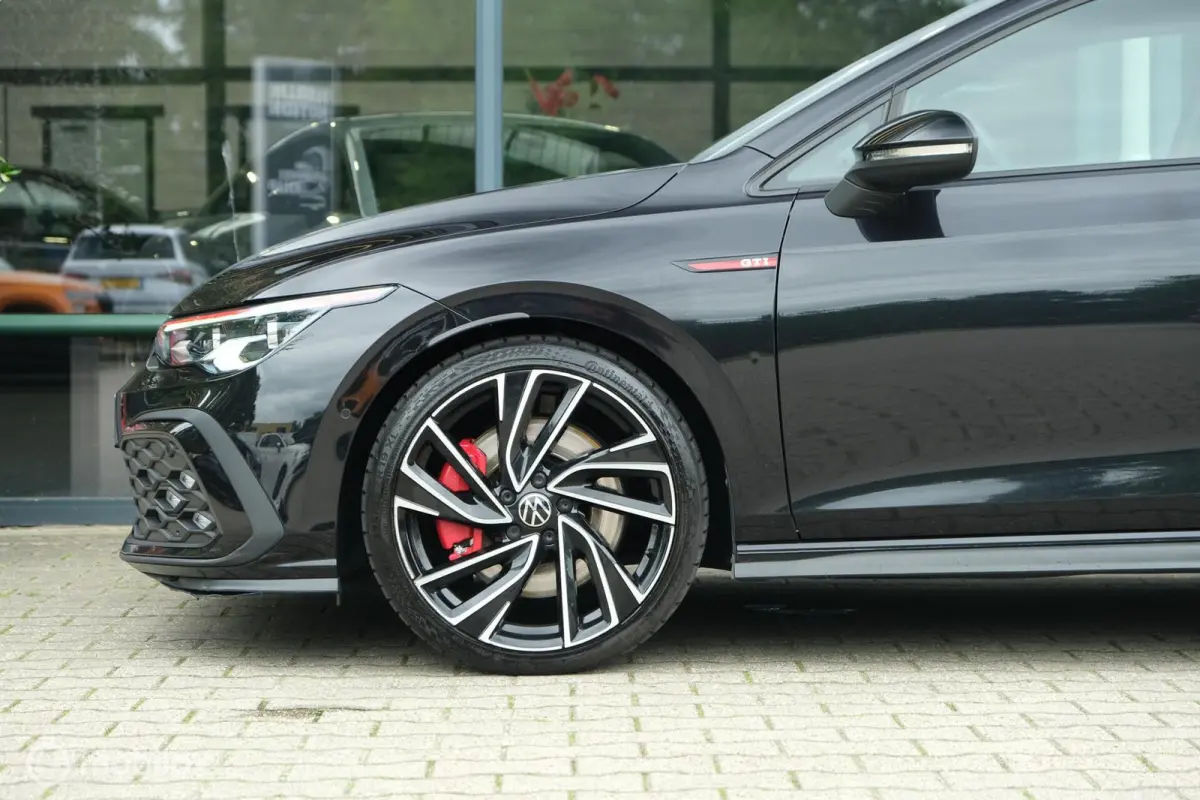 2.0 TSI GTI | Virtual | Harman Kardon | Schuifdak | IQ LEd | ACC | HUD | Memory | Stoelverwarming en ventilatie | Camera | Trekhaak | Stuurwielverw. | VOL!