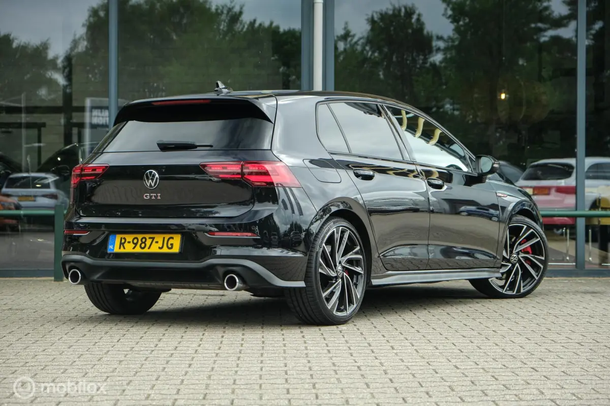 2.0 TSI GTI | Virtual | Harman Kardon | Schuifdak | IQ LEd | ACC | HUD | Memory | Stoelverwarming en ventilatie | Camera | Trekhaak | Stuurwielverw. | VOL!
