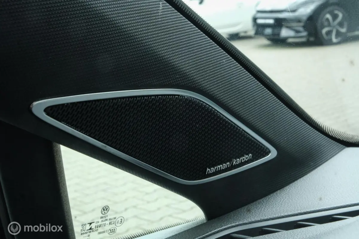 2.0 TSI GTI | Virtual | Harman Kardon | Schuifdak | IQ LEd | ACC | HUD | Memory | Stoelverwarming en ventilatie | Camera | Trekhaak | Stuurwielverw. | VOL!