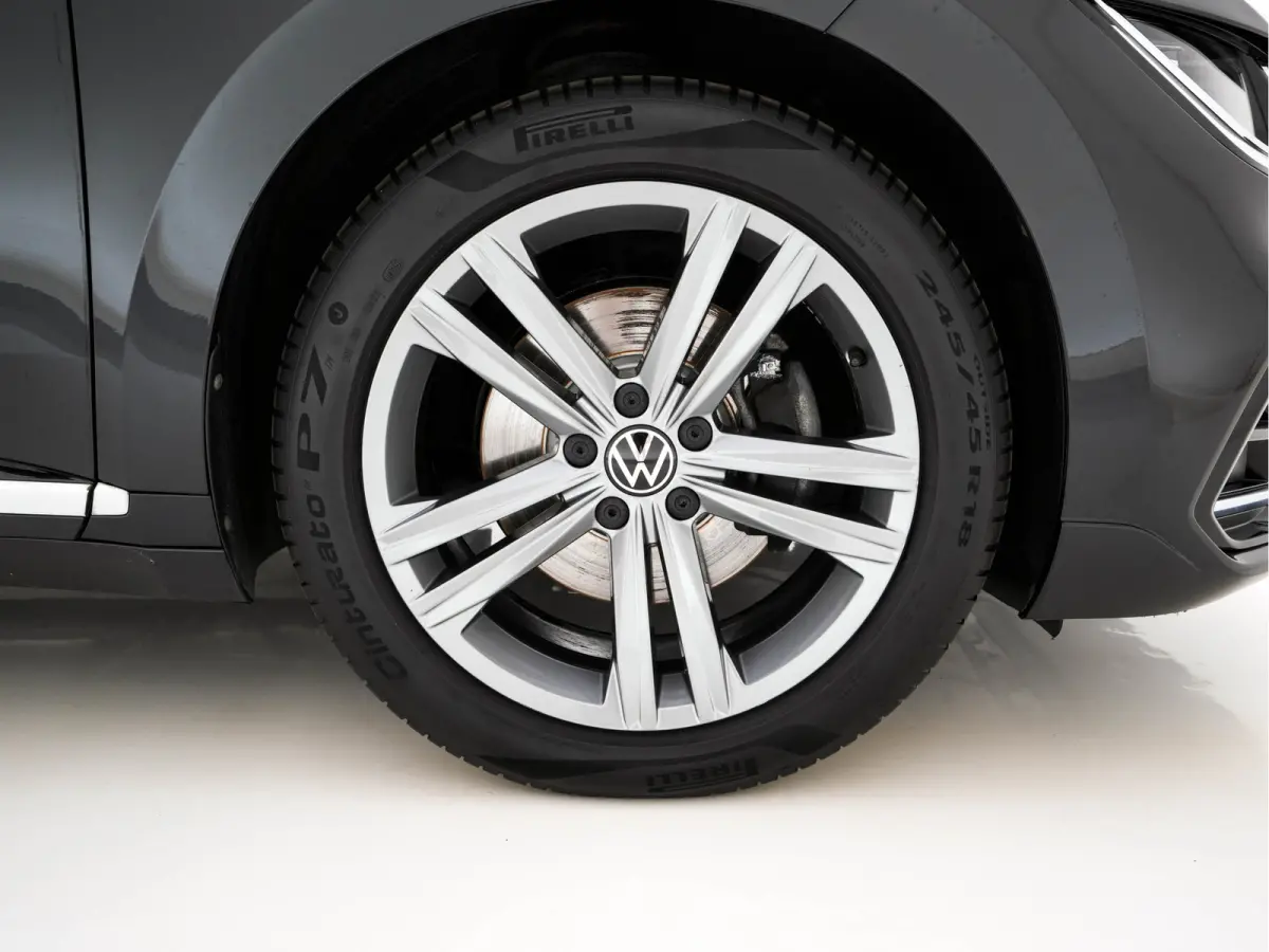 1.4 TSI eHybrid R-Line Business (Plug-in) {SoH-90%} (INCL-BTW) *PANO | LEATHER-ARTVELOURS | FULL-LED | CAMERA | ADAPTIVE-CRUISE | HEATED-SPORTSEATS | KEYLESS | NAVI-FULLMAP | PRIVACYGLASS | 