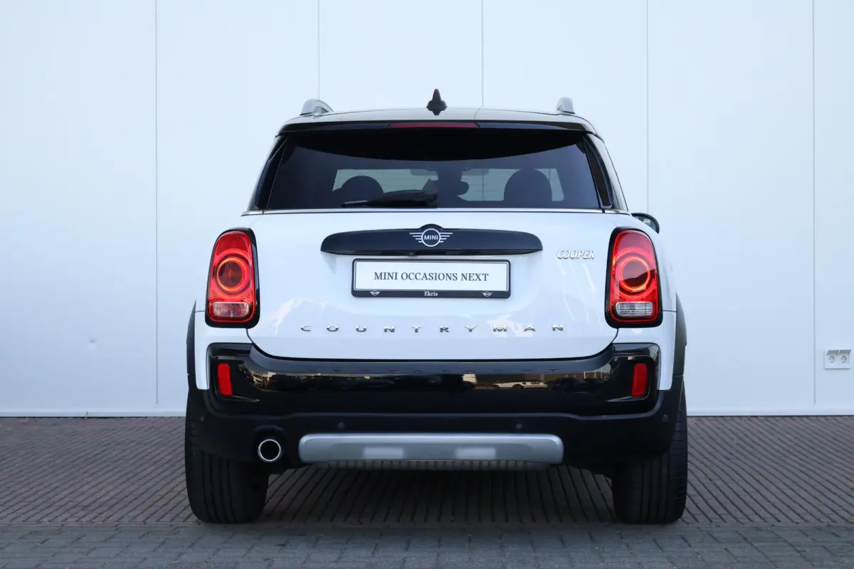 1.5 Cooper Chili | Comforttoegang | Yours Leder | Achteruitrijcamera | PDC | Visibility Package | Harman Kardon |