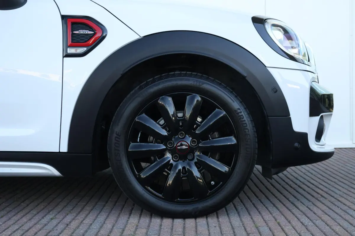 1.5 Cooper Chili | Comforttoegang | Yours Leder | Achteruitrijcamera | PDC | Visibility Package | Harman Kardon |