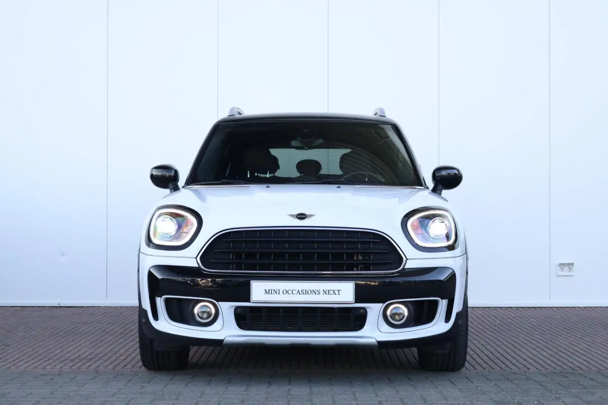1.5 Cooper Chili | Comforttoegang | Yours Leder | Achteruitrijcamera | PDC | Visibility Package | Harman Kardon |