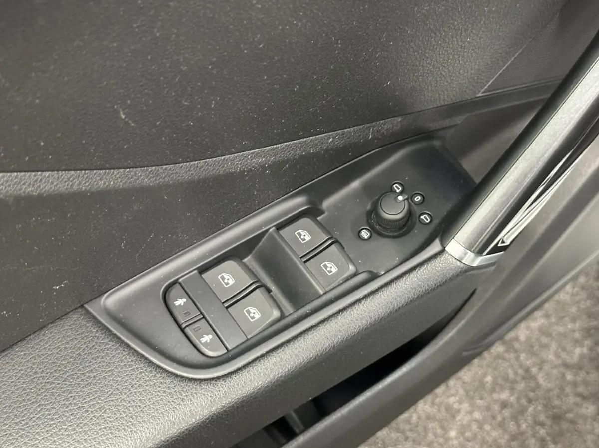 30 TFSI Sport S line AUTOMAAT-HALF LEER-CRUISE