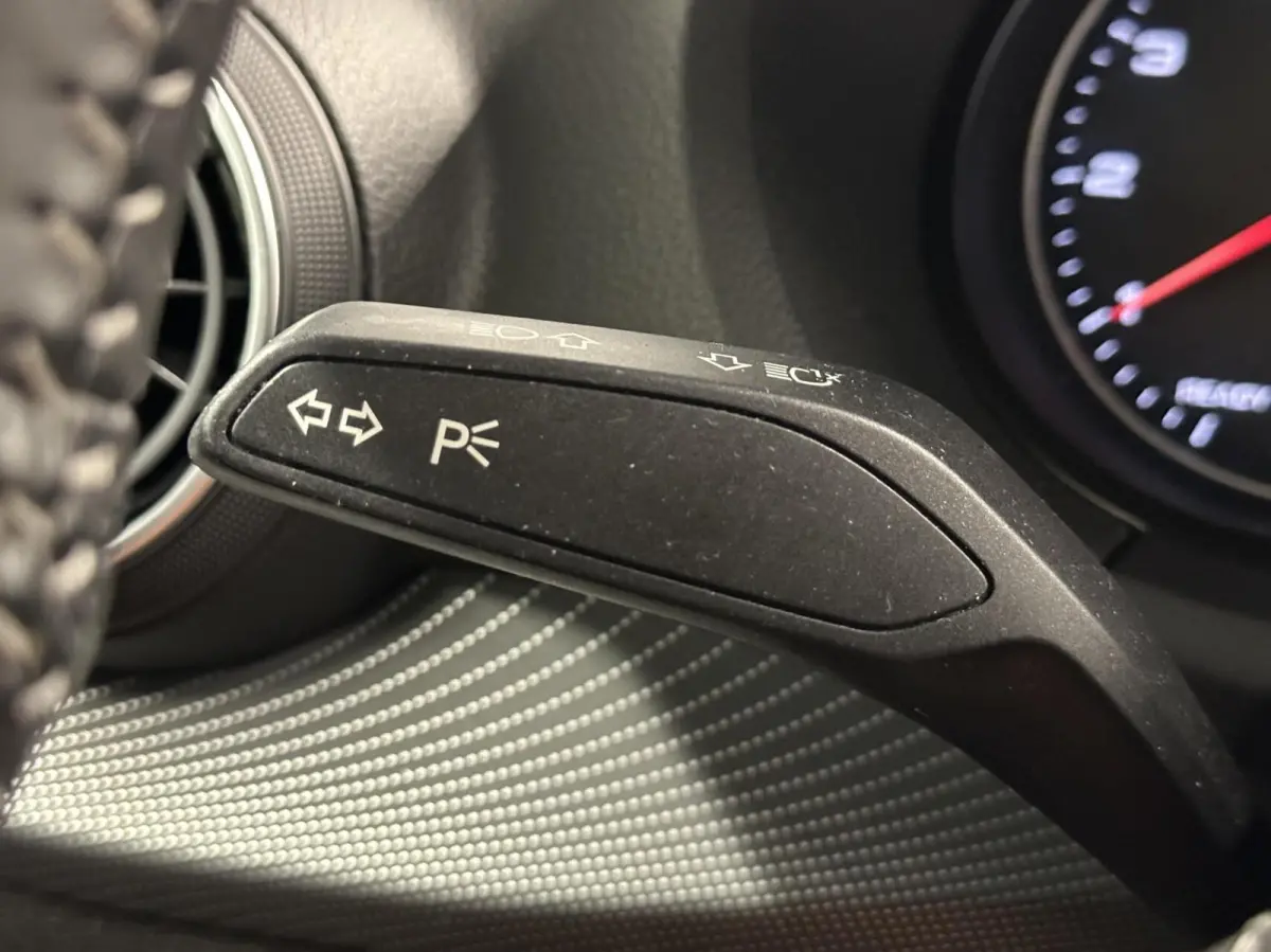30 TFSI Sport S line AUTOMAAT-HALF LEER-CRUISE