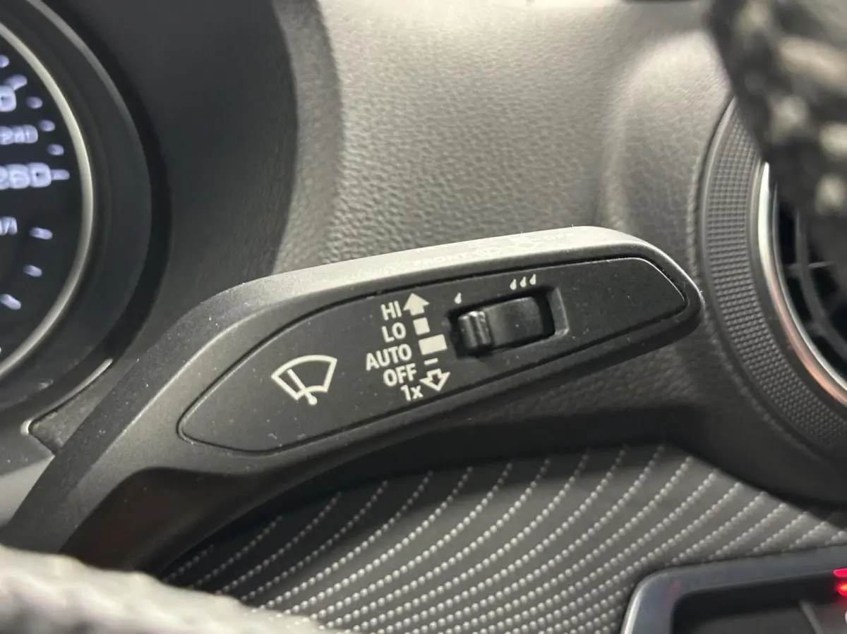 30 TFSI Sport S line AUTOMAAT-HALF LEER-CRUISE