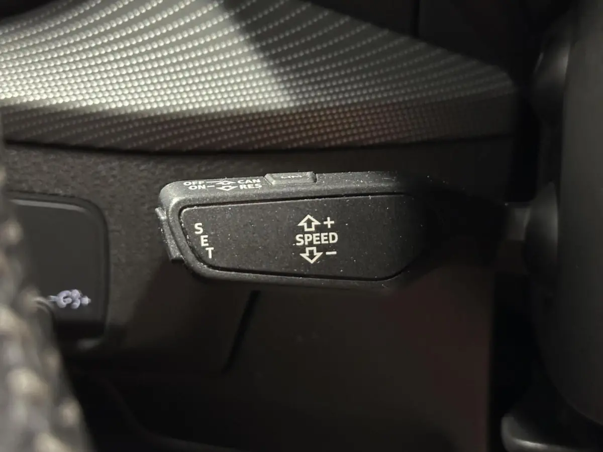 30 TFSI Sport S line AUTOMAAT-HALF LEER-CRUISE