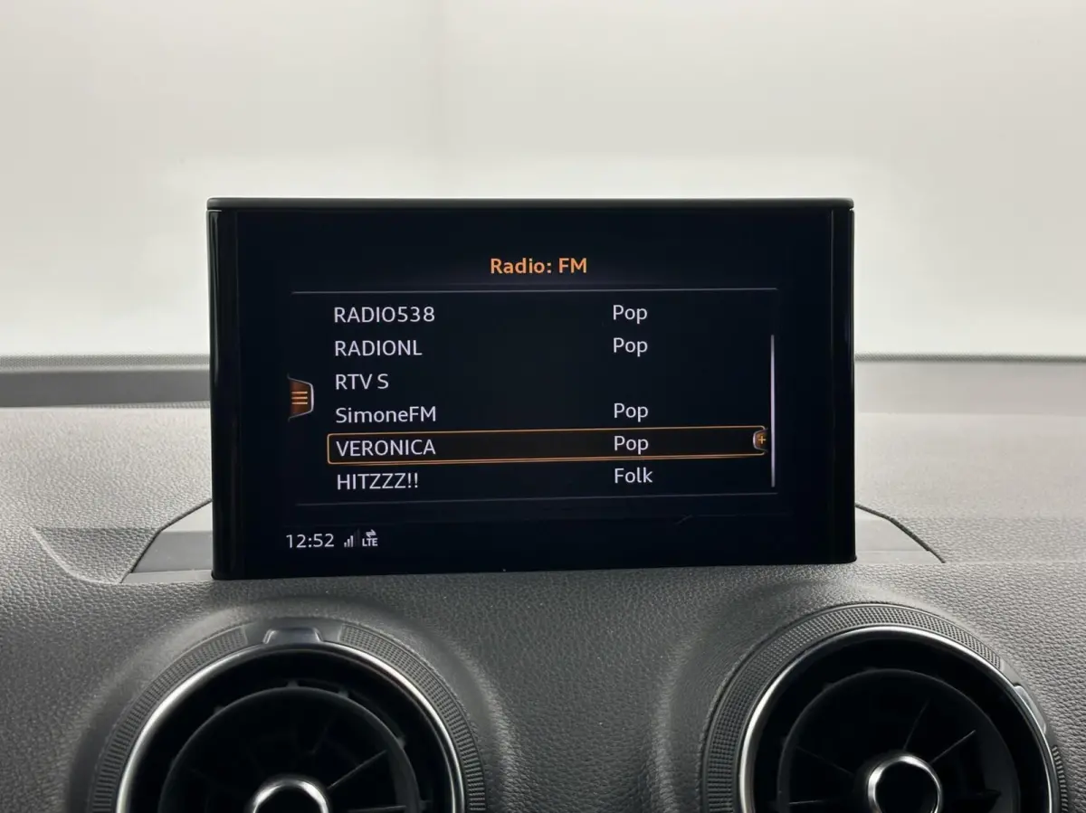 30 TFSI Sport S line AUTOMAAT-HALF LEER-CRUISE