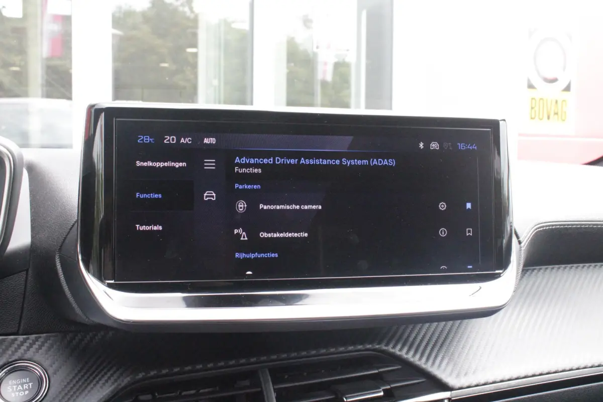 1.2 Hybrid 145PK AUTOMAAT GT | CAMERA VOOR + ACHTER | NAVIGATIE | DRAADLOZE APPLE CARPLAY/ANDROID AUTO | FULL LED KOPLAMPEN | LICHTMETALEN VELGEN 17" | DODEHOEK DETECTIE | DRAADLOZE TELEFOON
