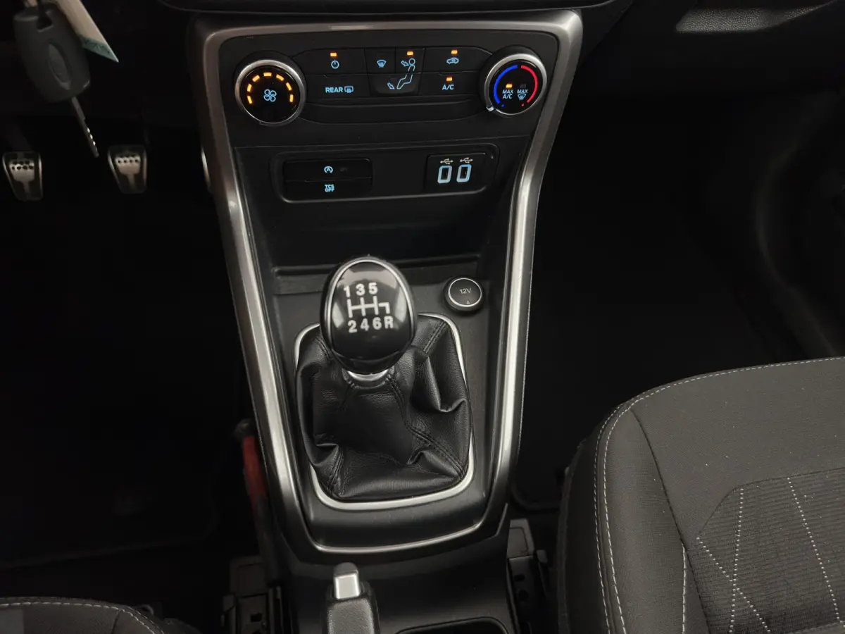 1.0 EcoBoost Trend Ultimate (INCL-BTW) *NAVI-FULLMAP | CAMERA | CRUISE | COMFORTSEATS | FORD-SYNC3-AUDIO | PRIVACY-GLASS | PDC | TOWBAR | 16''ALU*