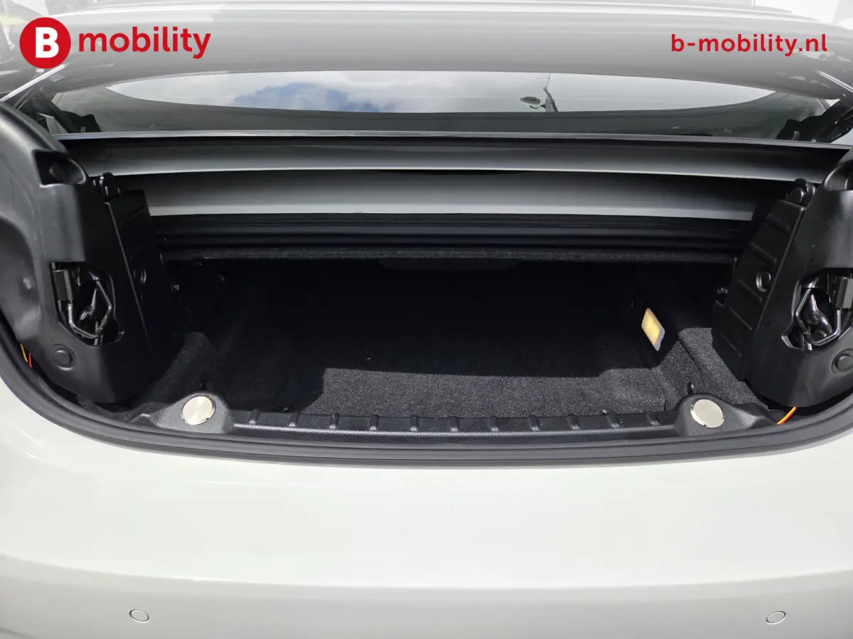428i High Executive M-Sport M-Performance Head-Up Hifi Elek.Stoelen | Achteruitrijcamera | Leer | Adaptieve LED Koplampen | Sportstoelen