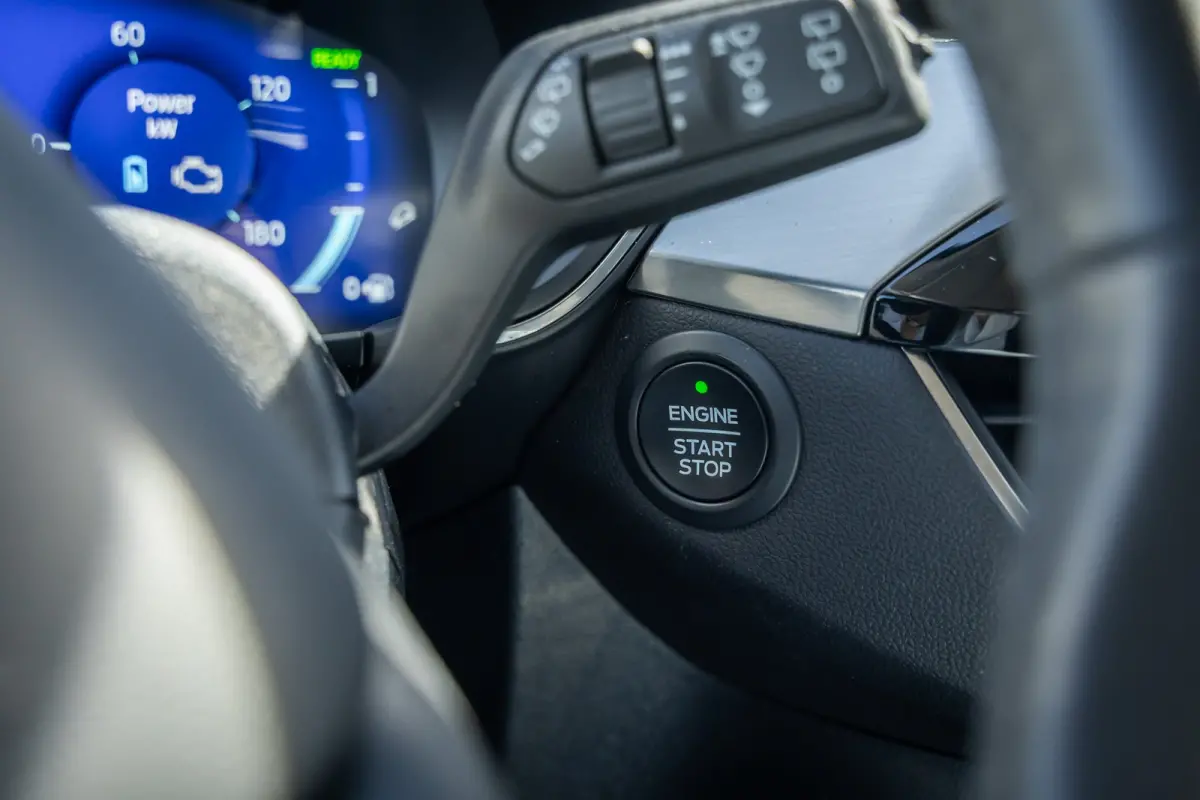 2.5 PHEV Titanium | Trekhaak | Keyless entry/Start | Achteruitrijcamera | Stoel/Stuurwiel Verwarming | Navigatiesysteem full map | Achteruitrijcamera | Airco (automatisch) | Keyless entry