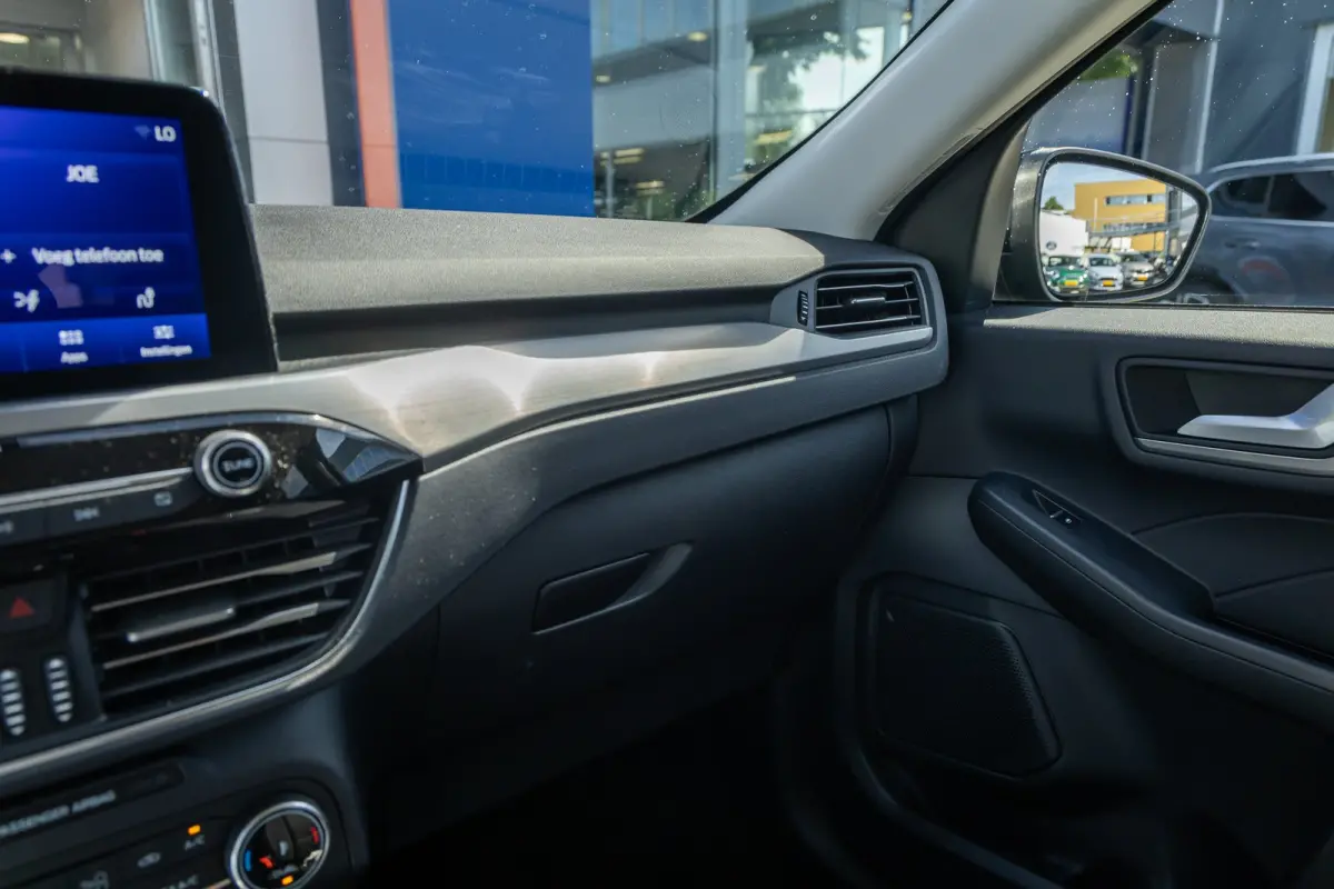 2.5 PHEV Titanium | Trekhaak | Keyless entry/Start | Achteruitrijcamera | Stoel/Stuurwiel Verwarming | Navigatiesysteem full map | Achteruitrijcamera | Airco (automatisch) | Keyless entry