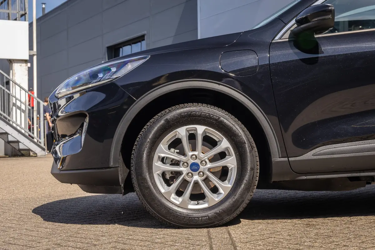 2.5 PHEV Titanium | Trekhaak | Keyless entry/Start | Achteruitrijcamera | Stoel/Stuurwiel Verwarming | Navigatiesysteem full map | Achteruitrijcamera | Airco (automatisch) | Keyless entry