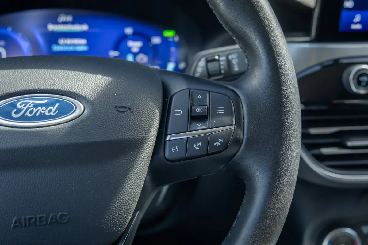 2.5 PHEV Titanium | Trekhaak | Keyless entry/Start | Achteruitrijcamera | Stoel/Stuurwiel Verwarming | Navigatiesysteem full map | Achteruitrijcamera | Airco (automatisch) | Keyless entry