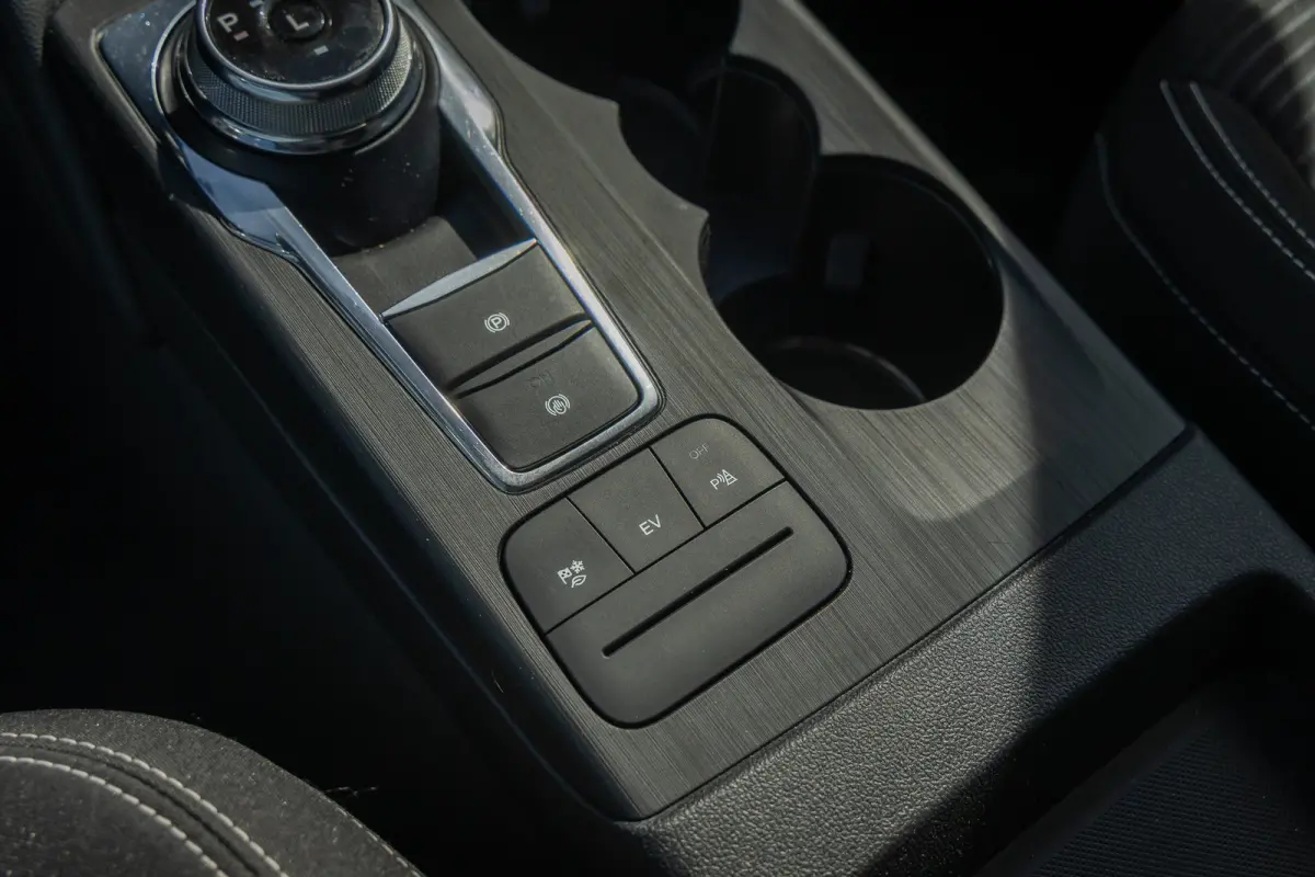 2.5 PHEV Titanium | Trekhaak | Keyless entry/Start | Achteruitrijcamera | Stoel/Stuurwiel Verwarming | Navigatiesysteem full map | Achteruitrijcamera | Airco (automatisch) | Keyless entry